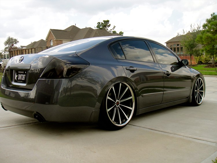 Nissan Altima Lowered