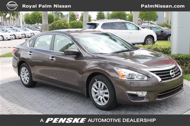 Nissan Altima S 2015