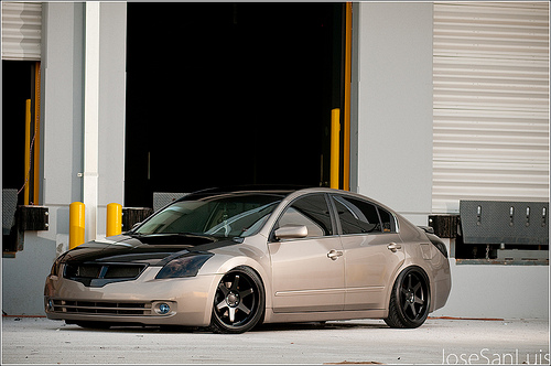 Nissan Altima Slammed