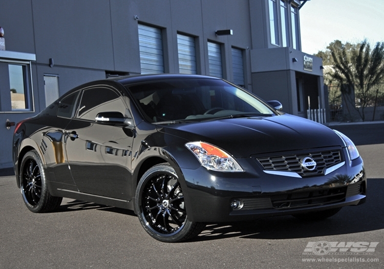 Nissan Altima Sport