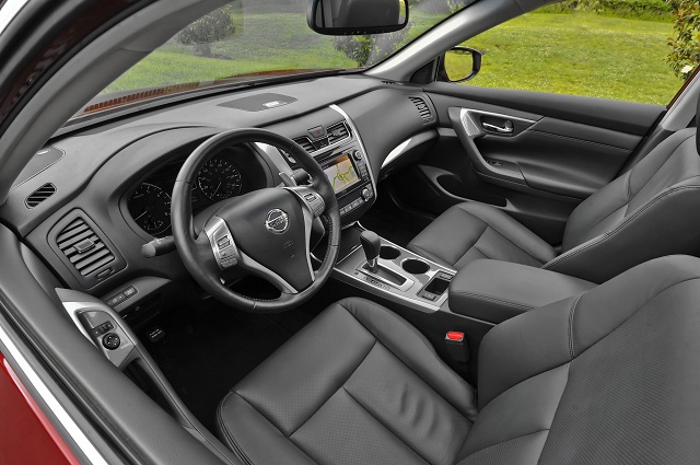 Nissan Altima Sport