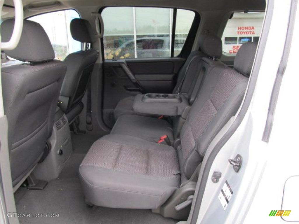 Nissan Armada Le