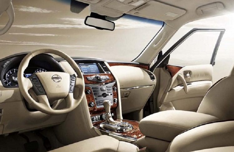 Nissan Armada Platinum 2015