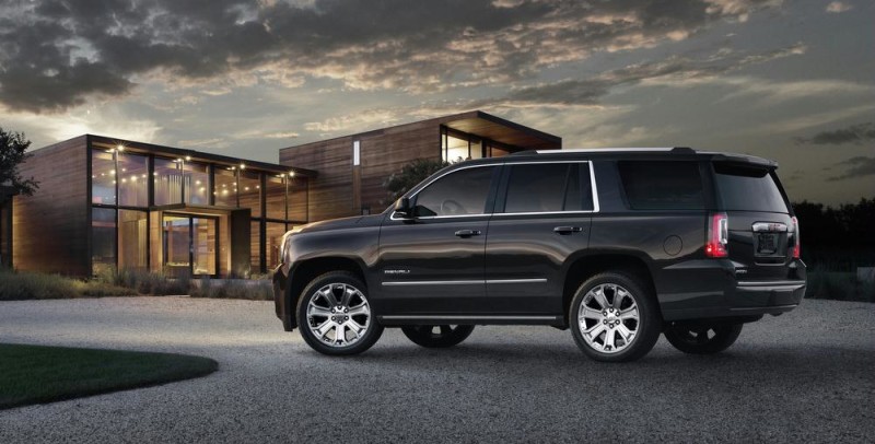 Nissan Armada Sv