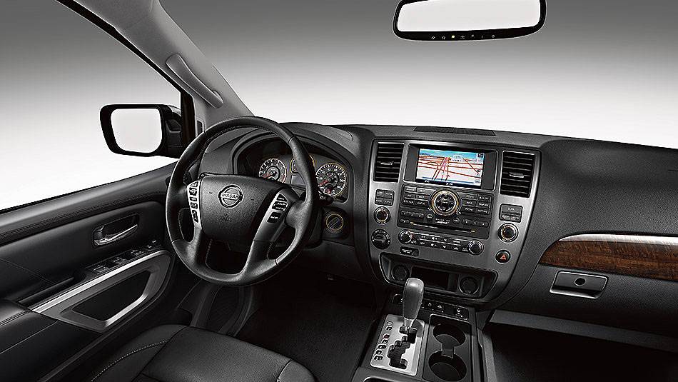 Nissan Armada Sv