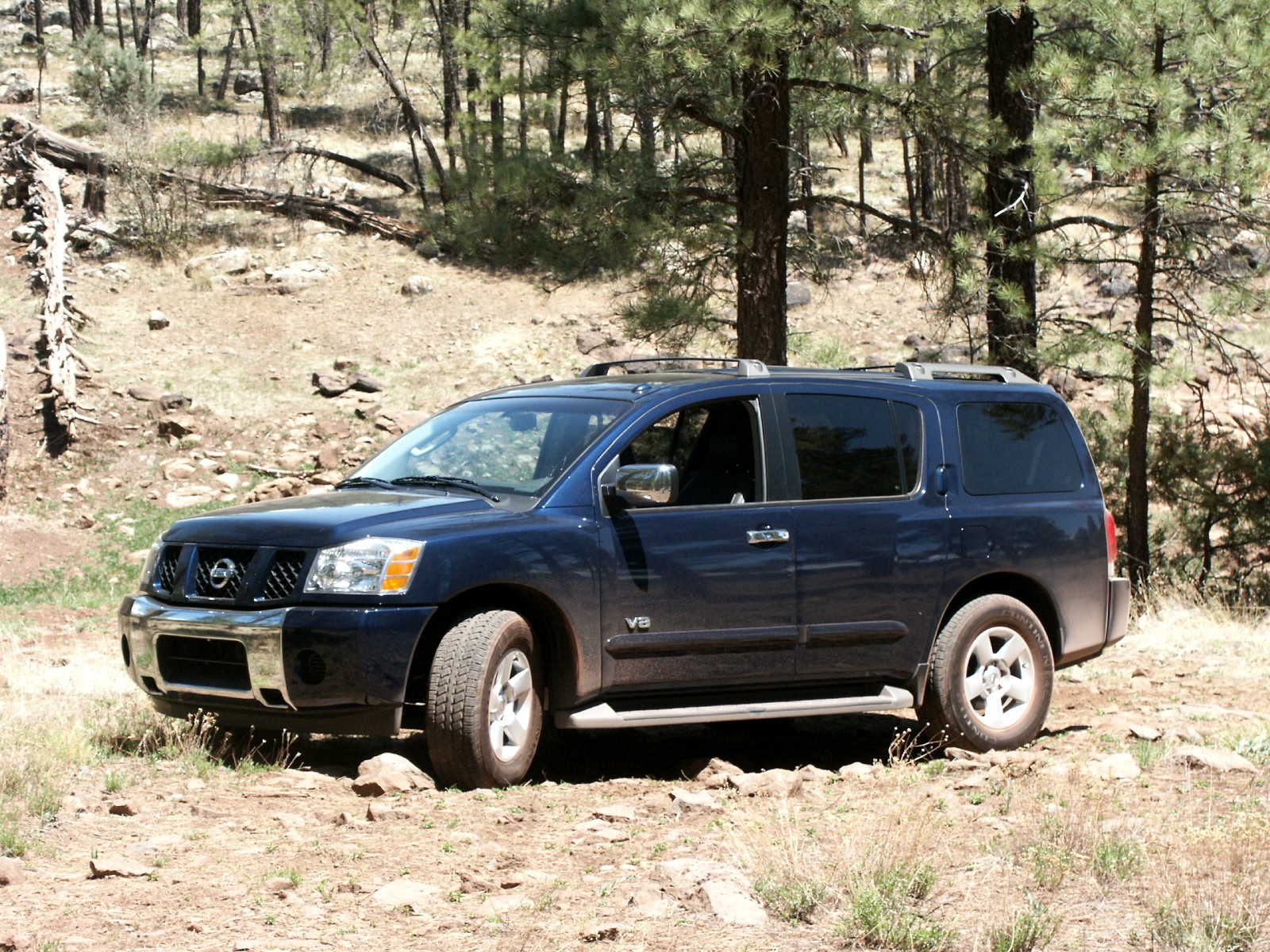 Nissan Armada V8