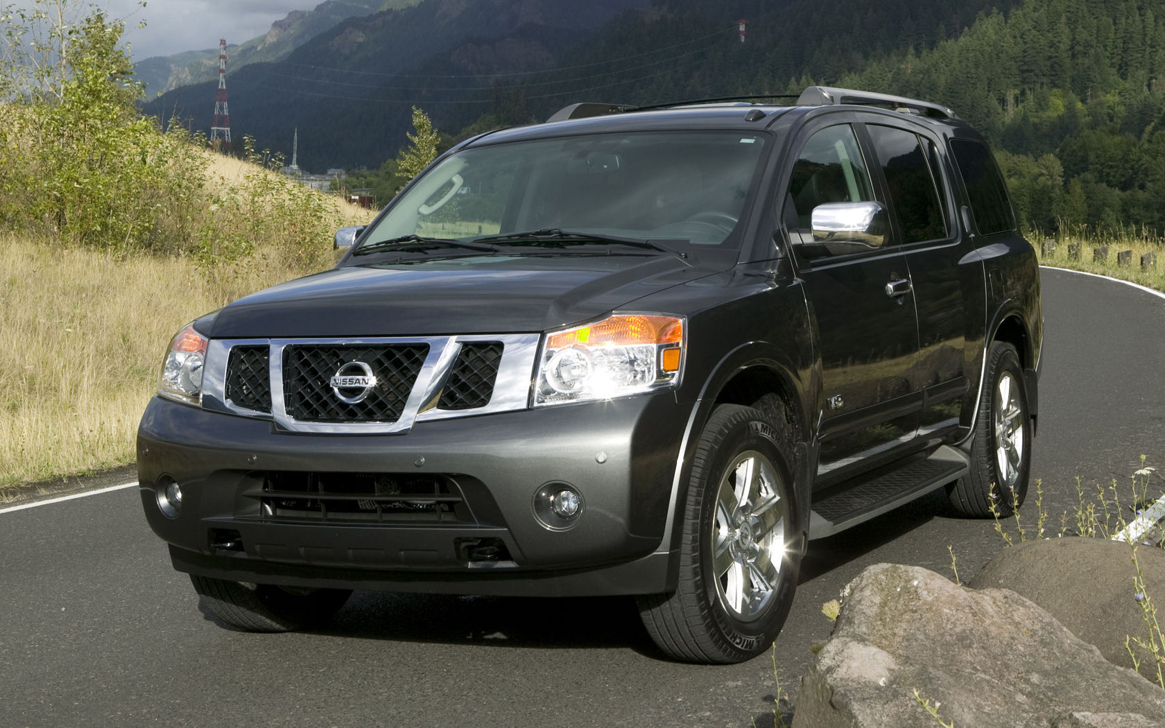 Nissan Armada V8