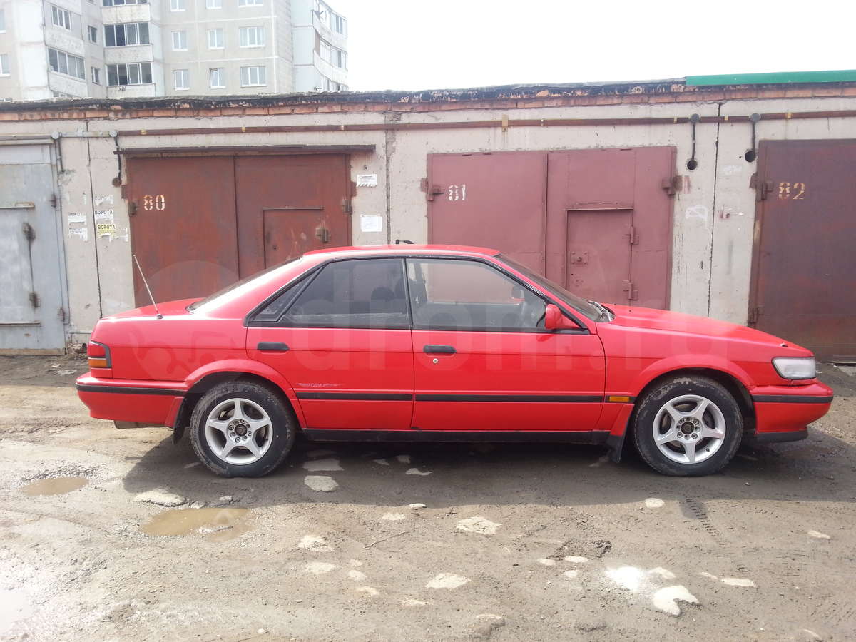 Nissan Bluebird 1990