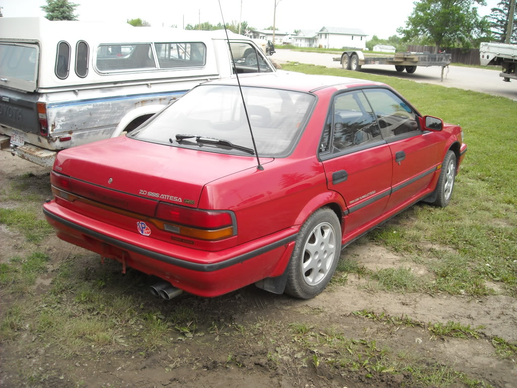 Nissan Bluebird 1990
