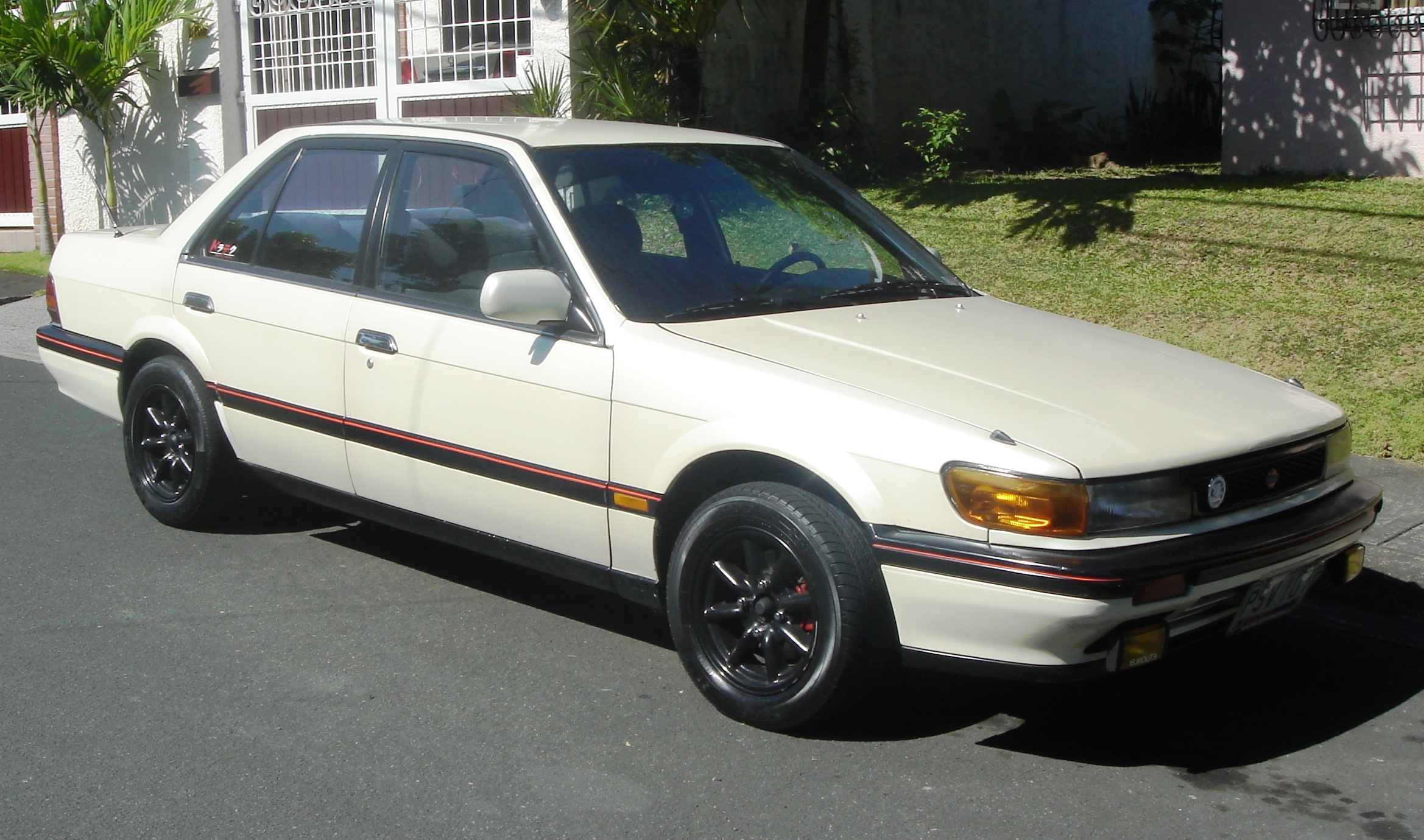 Nissan Bluebird 1992