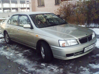 Nissan Bluebird 1997