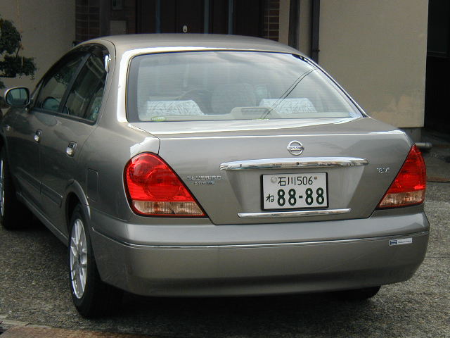 Nissan Bluebird 2003