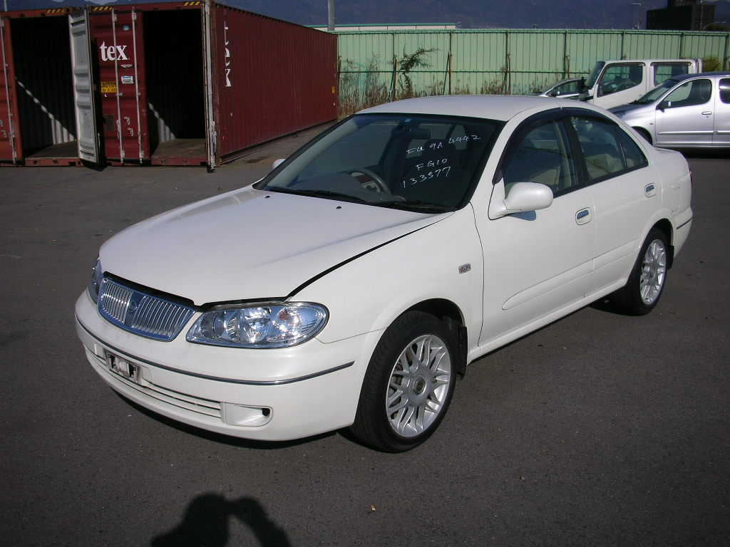 Nissan Bluebird 2004