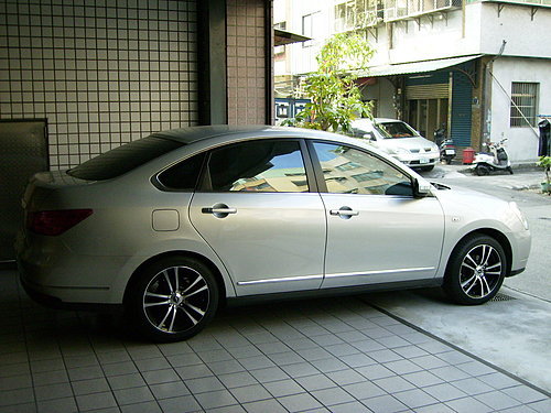 Nissan Bluebird 2007