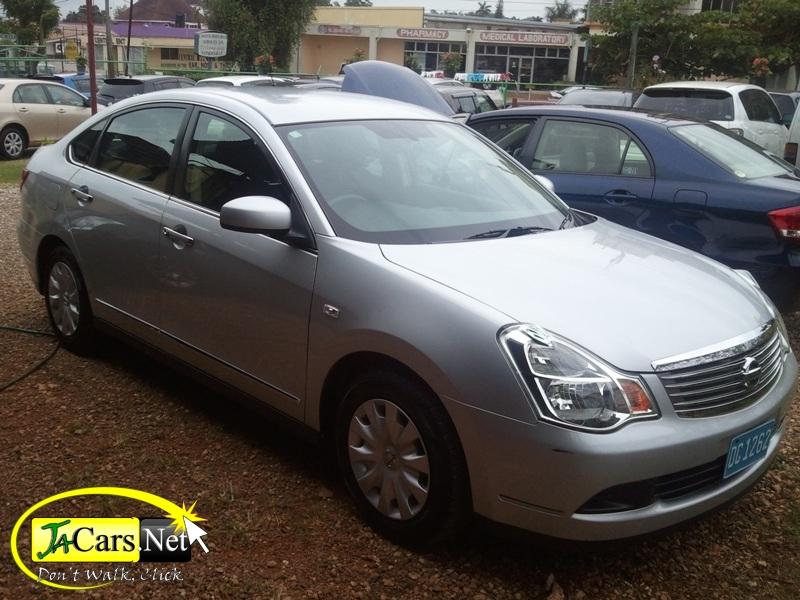 Nissan Bluebird 2010