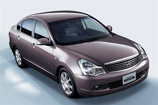 Nissan Bluebird 2012