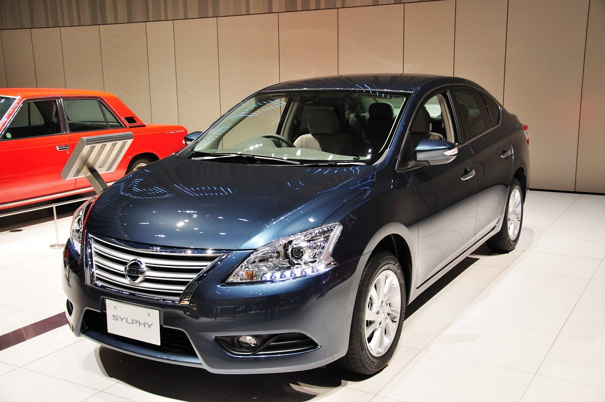 Nissan Bluebird 2013