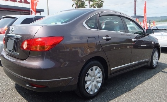 Nissan Bluebird 2014