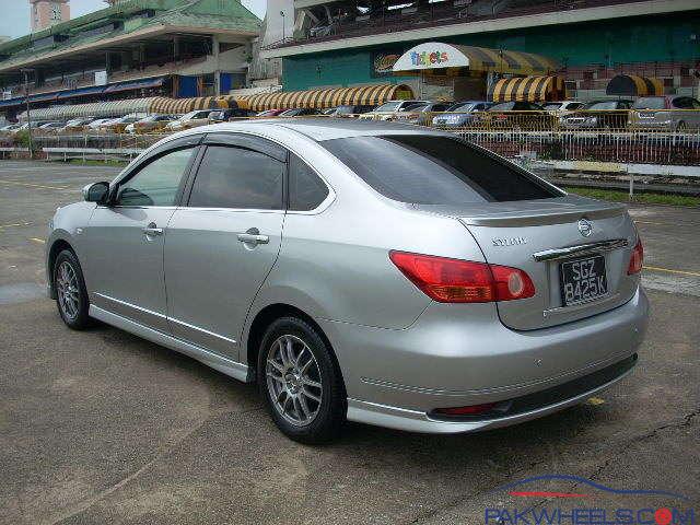 Nissan Bluebird 2014