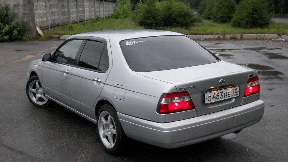 Nissan Bluebird Eprise