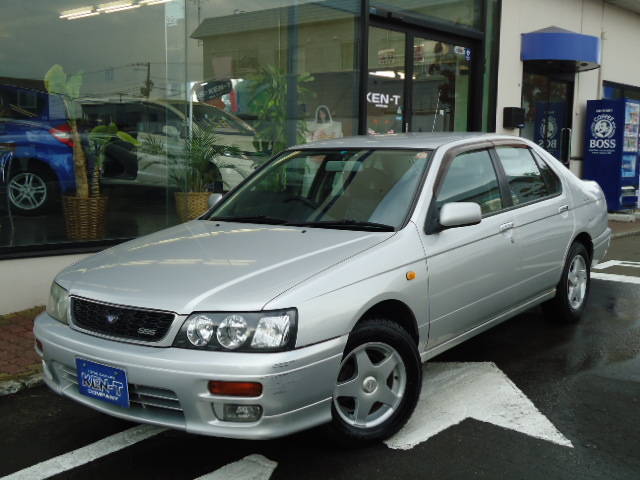 Nissan Bluebird Sss