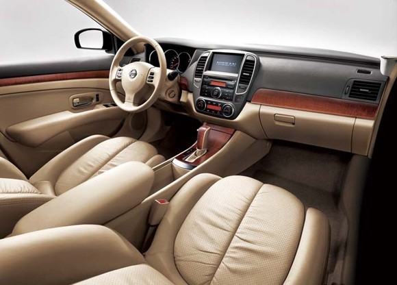 Nissan Bluebird Sylphy 2012