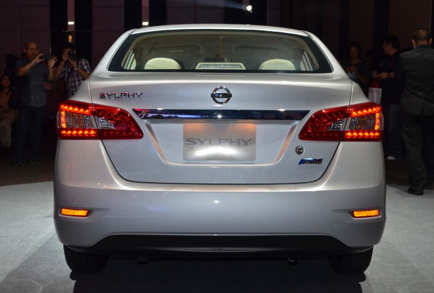 Nissan Bluebird Sylphy 2014