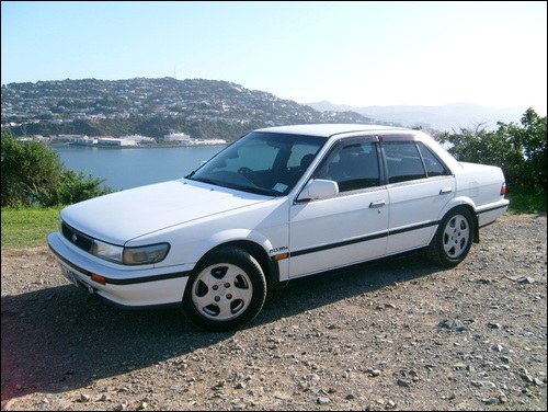 Nissan Bluebird U12