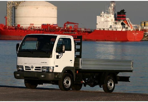 Nissan Cabstar 2004