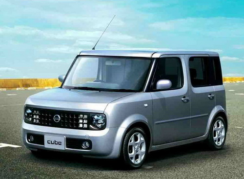 Nissan Cube 1.8