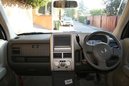 Nissan Cube 2004