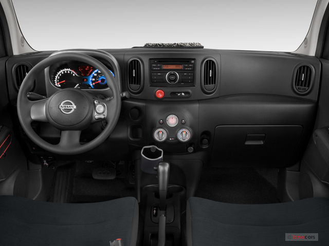 Nissan Cube 2010