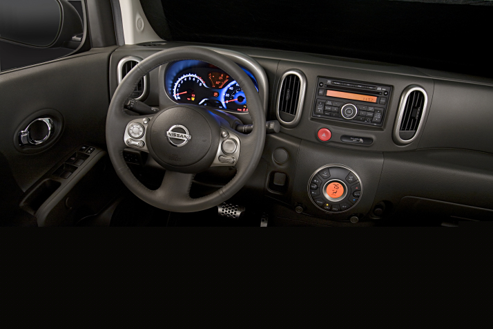 Nissan Cube 2011
