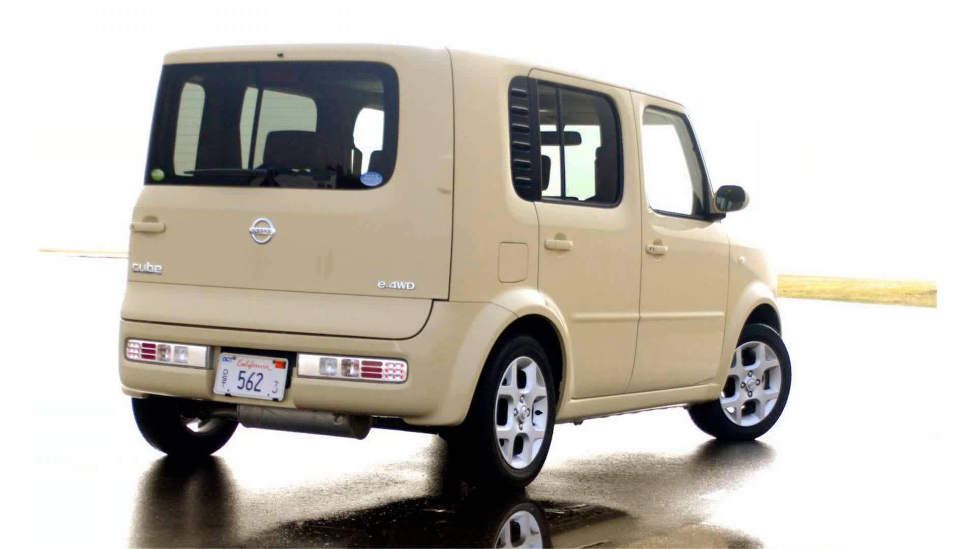 Nissan Cube 2015