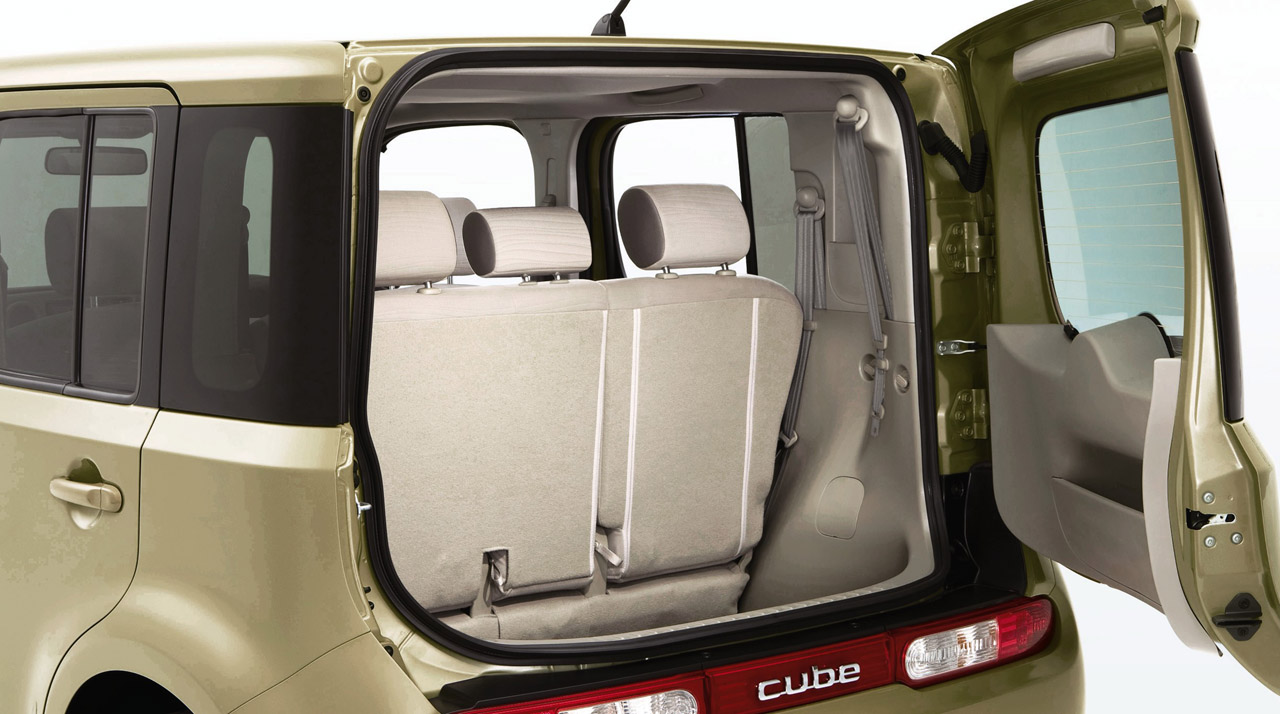 Nissan Cube 3