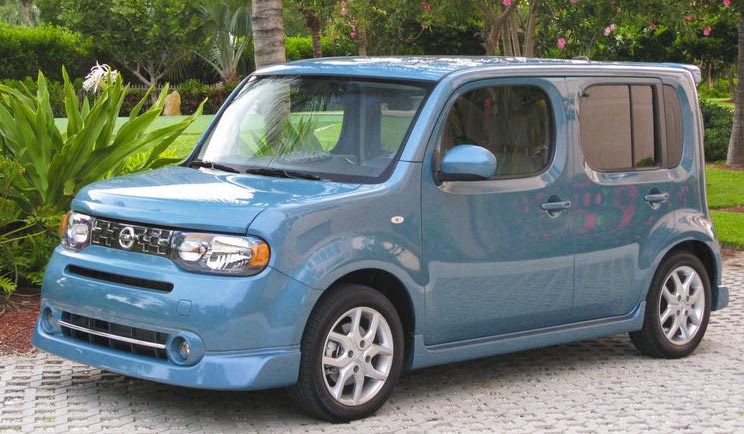 Nissan Cube Blue