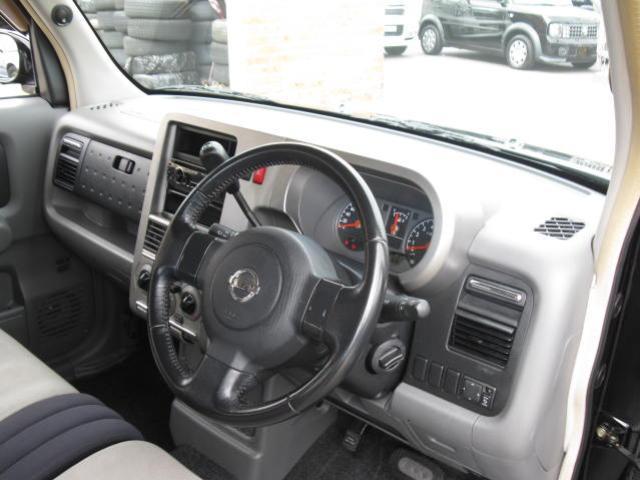 Nissan Cube Z11