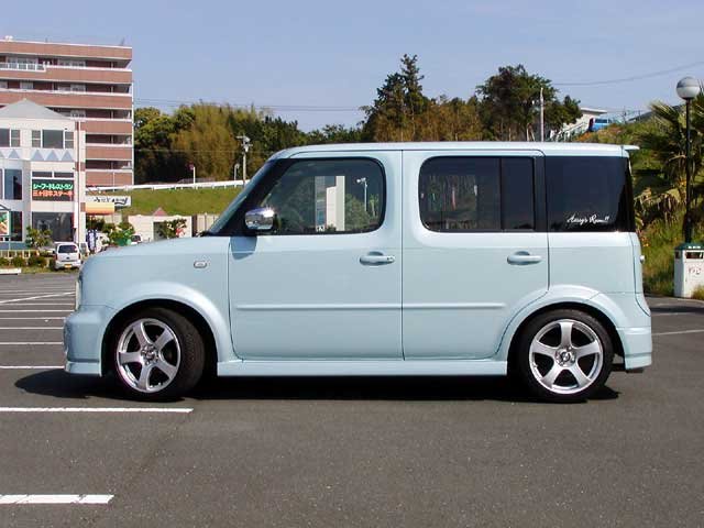 Nissan Cube Z11