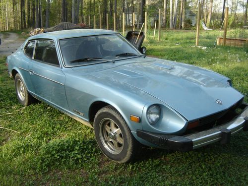 Nissan Datsun 1977