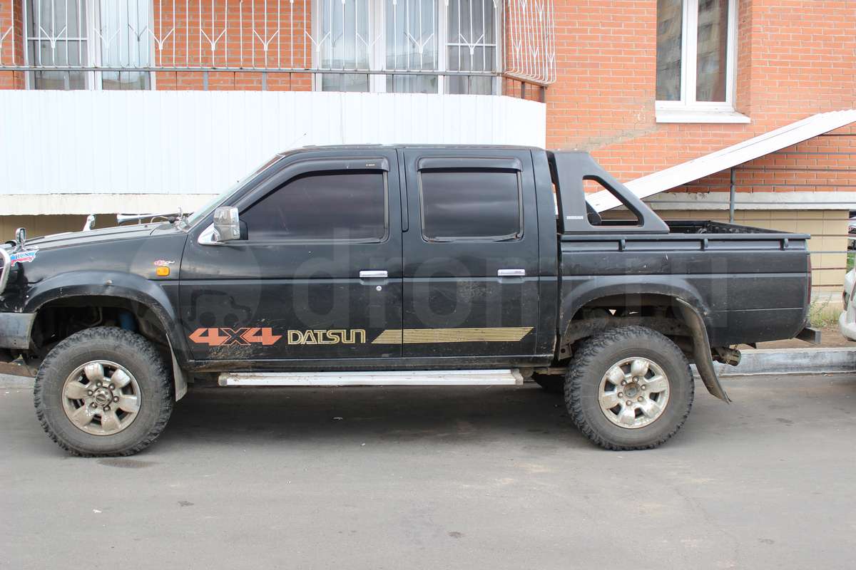 Nissan Datsun 1990