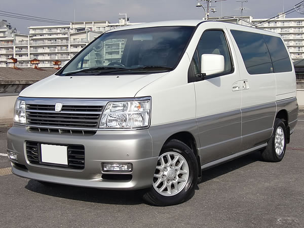 Nissan Elgrand 2002