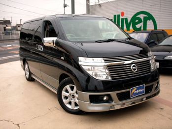 Nissan Elgrand 2003