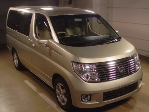 Nissan Elgrand 2006