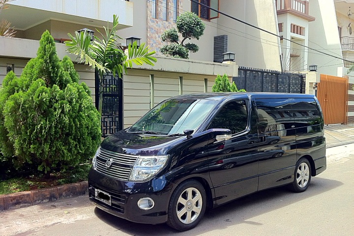 Nissan Elgrand 2008