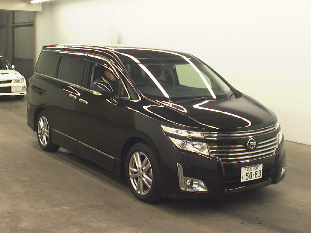 Nissan Elgrand 2010