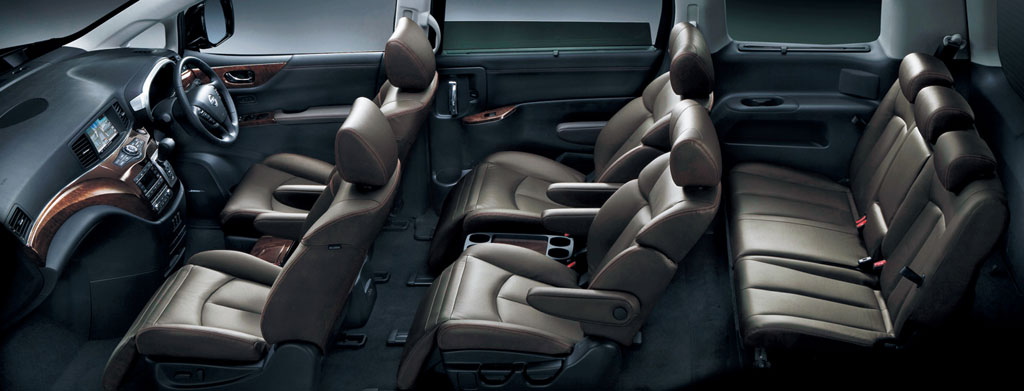 Nissan Elgrand 2013