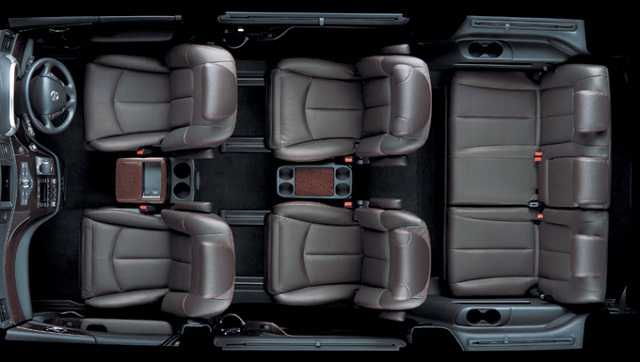 Nissan Elgrand 2015
