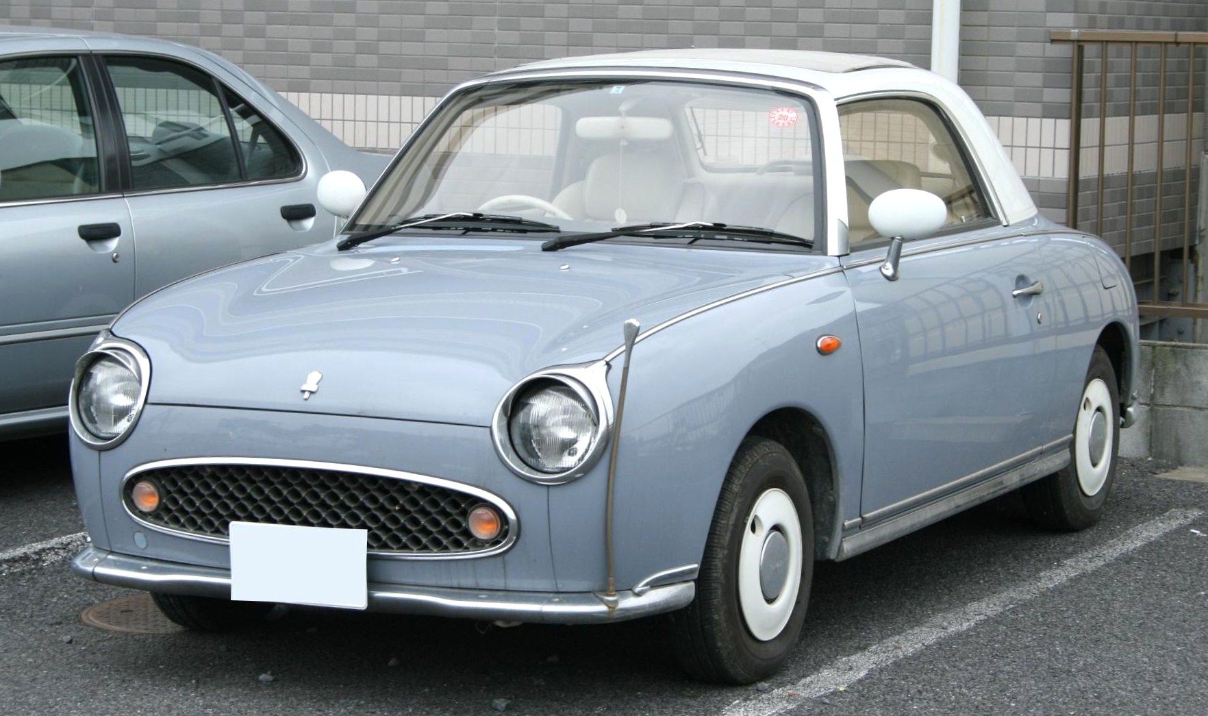 Nissan Figaro 2014