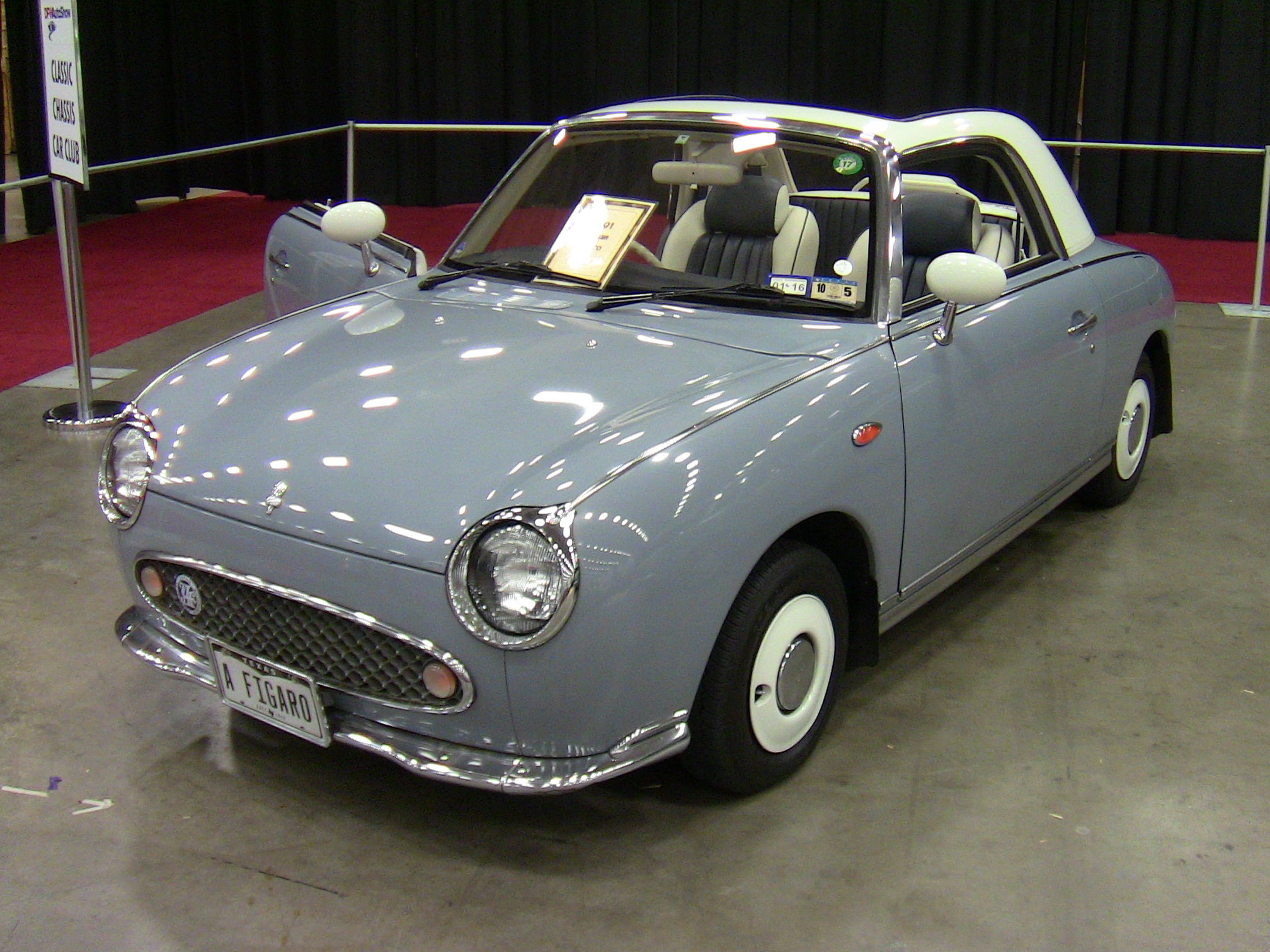 Nissan Figaro 2015