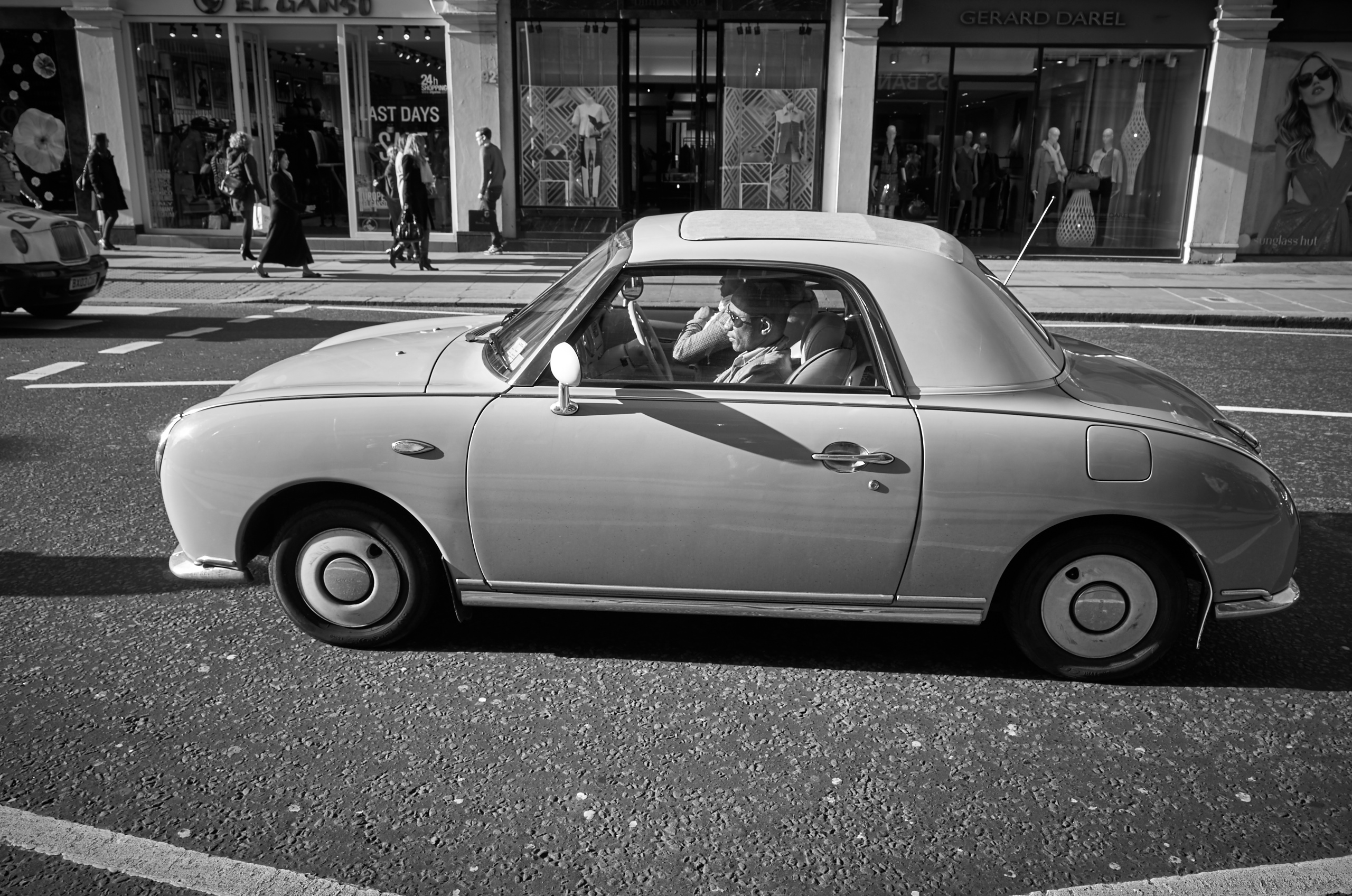 Nissan Figaro 2015